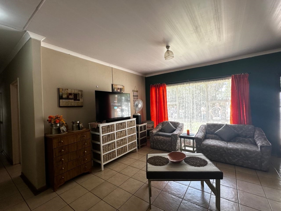 2 Bedroom Property for Sale in Pellissier Free State